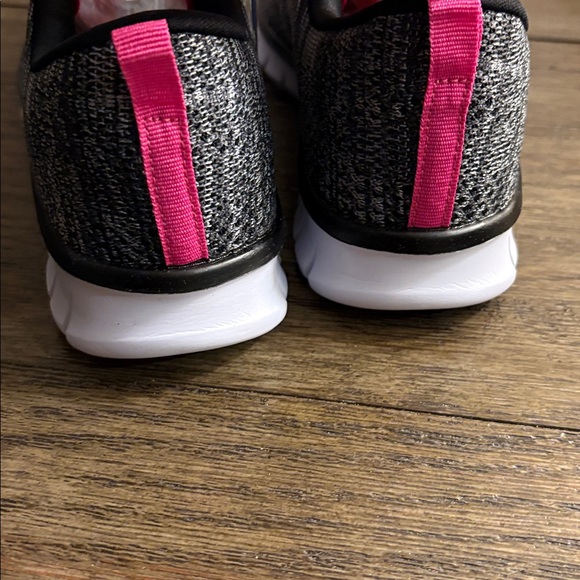 NIB [U.S. Polo Assn.] Iris Black/Grey/Fuchsia Athletic Comfort Sneakers Women’s - Picture 7 of 10